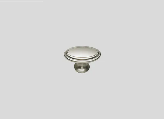 Handle option: 677 Knob, stainless steel finish, matte