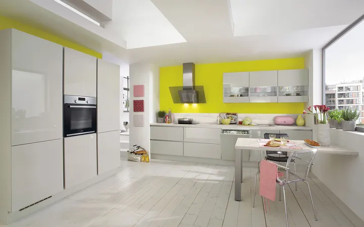 Nobilia North America Focus Lacquer, Sand Ultra High Gloss 0