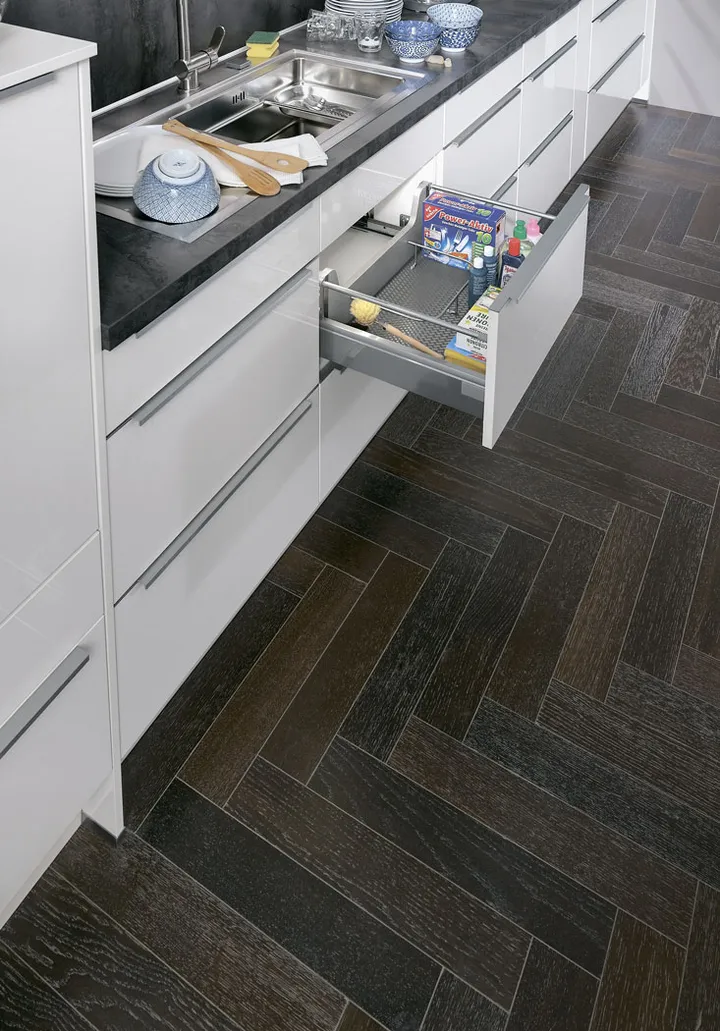 Nobilia North America Focus Lacquer, White Ultra High Gloss 3