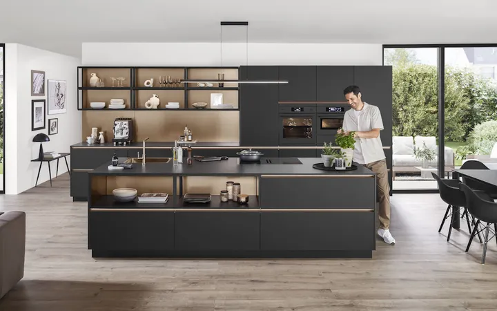 Nobilia North America Senso, Premium Honed Black 3