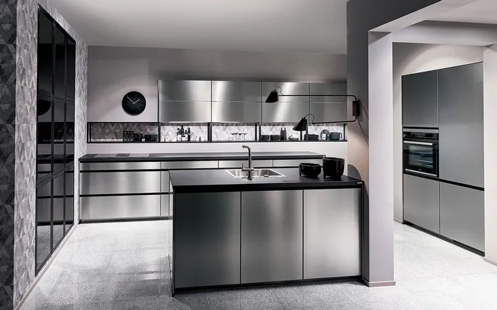 Nobilia North America Inox Lacquer, Brushed Steel 4
