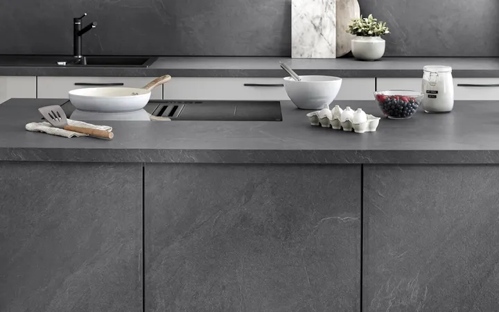 Nobilia North America Novalux, Satin Grey High Gloss 3